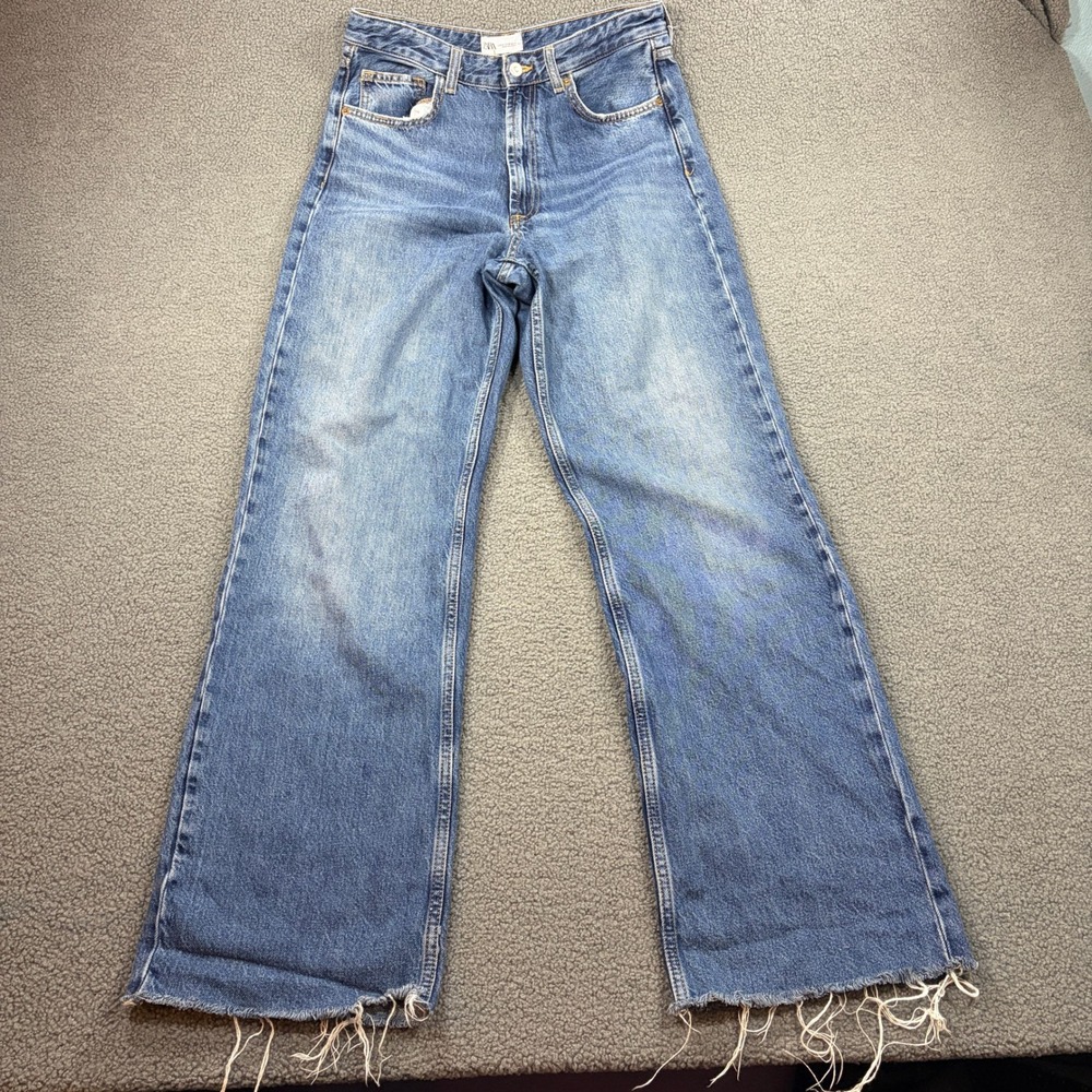 Zara Jeans Women 10 Blue High Rise Wide Leg Raw Hem Distressed 6045/624/401/42